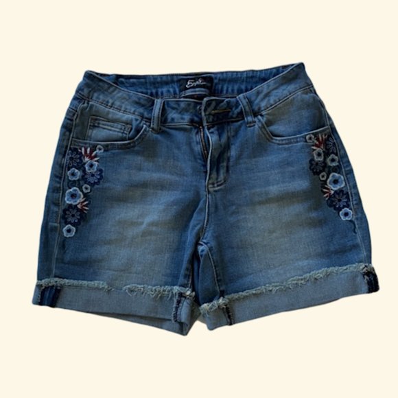 Earl Jeans Boho Floral Embroidered Cuffed Jean Shorts - Picture 1 of 3